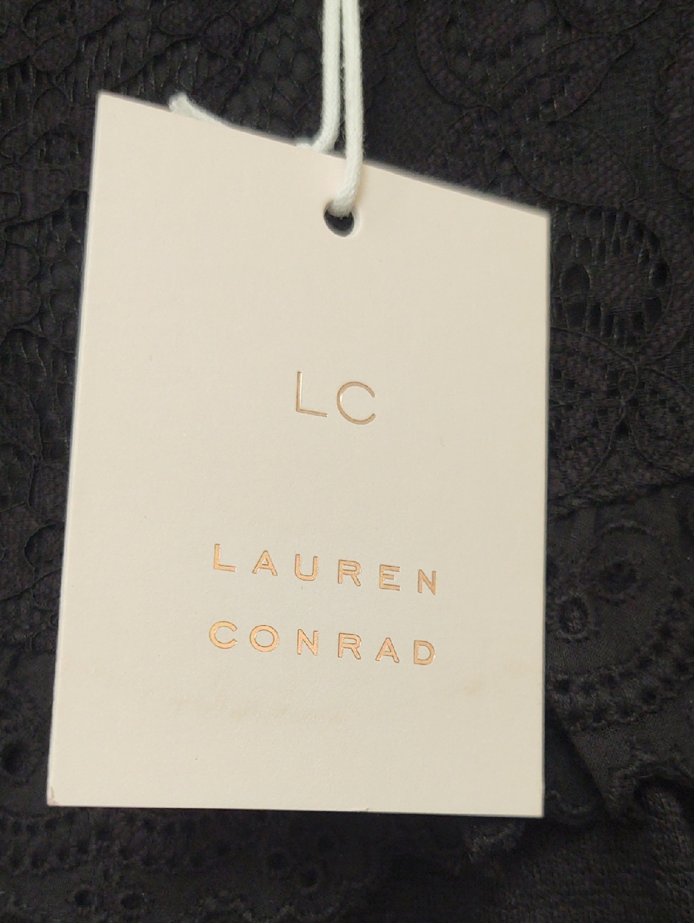 NWT LC Lauren Conrad Black Lace Yoke Sleeveless Top Size M - Picture 4 of 8